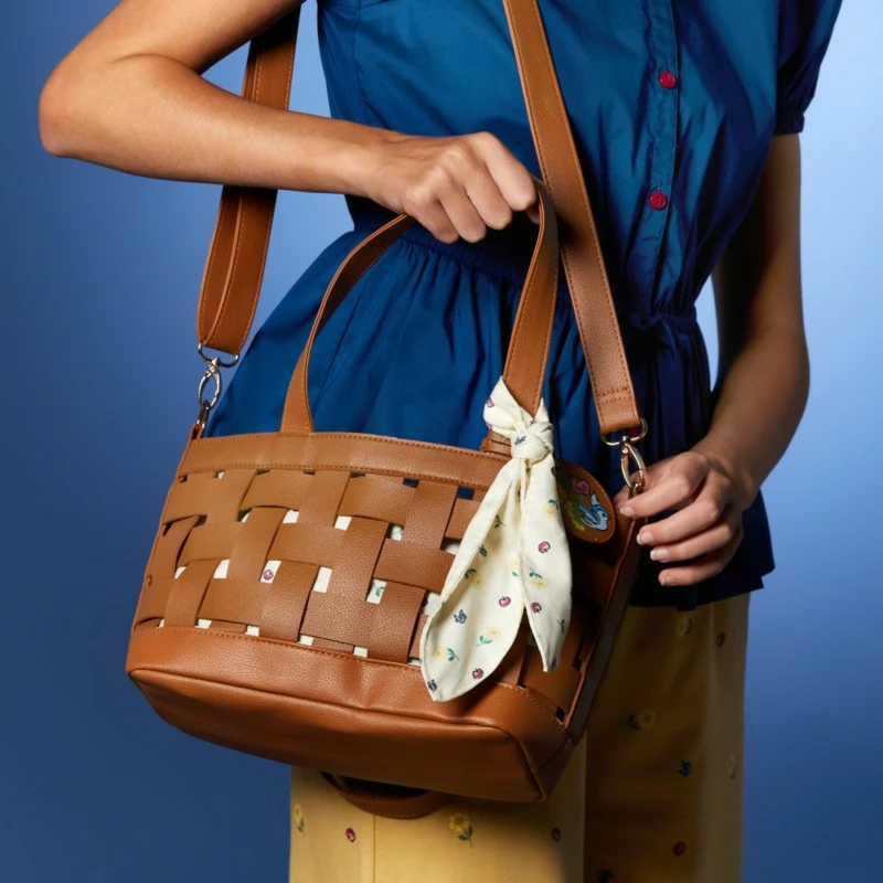 Snow White And The Seven Dwarfs Handbag 4 Snow White And The Seven Dwarfs Handbag - Image 2