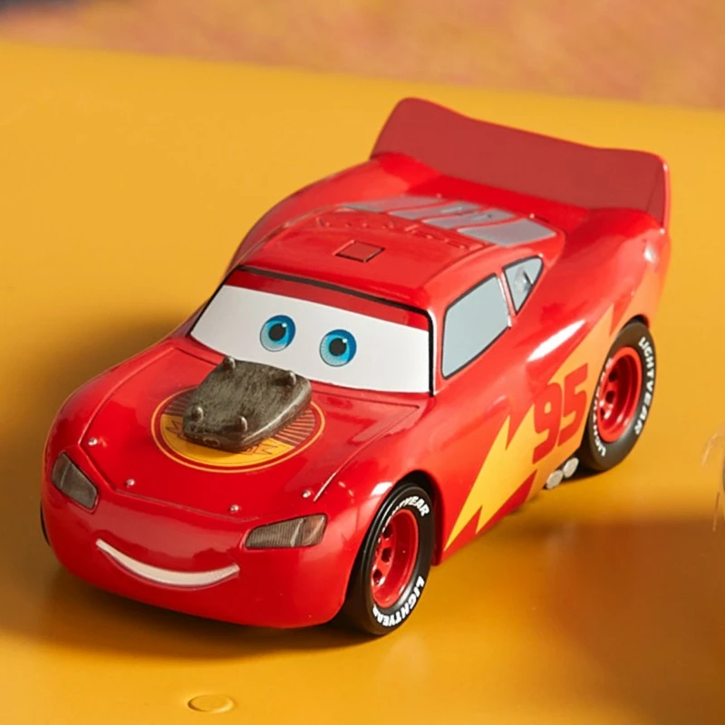 Lightning McQueen Die-Cast, Disney Pixar Cars On The Road 4 Lightning McQueen Die-Cast, Disney Pixar Cars On The Road - Image 2