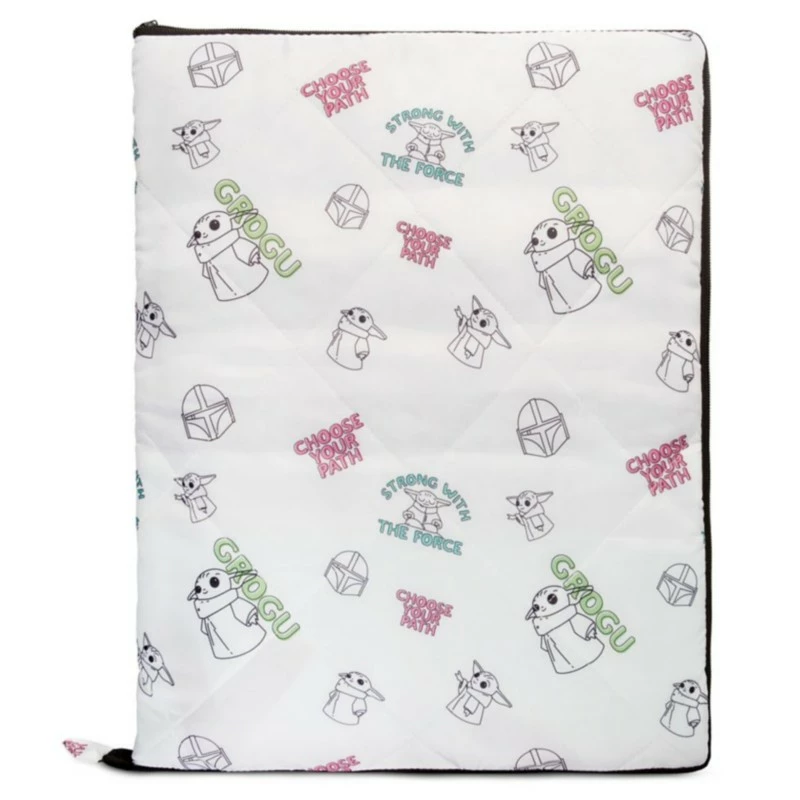 Star Wars: The Mandalorian Picnic Blanket Tote 7 Star Wars: The Mandalorian Picnic Blanket Tote - Image 5