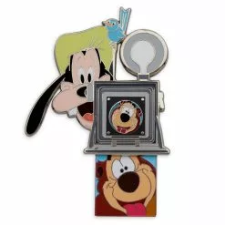 Goofy And Humphrey Bear Pin, Hold That Pose - Disney100 Limited Release
